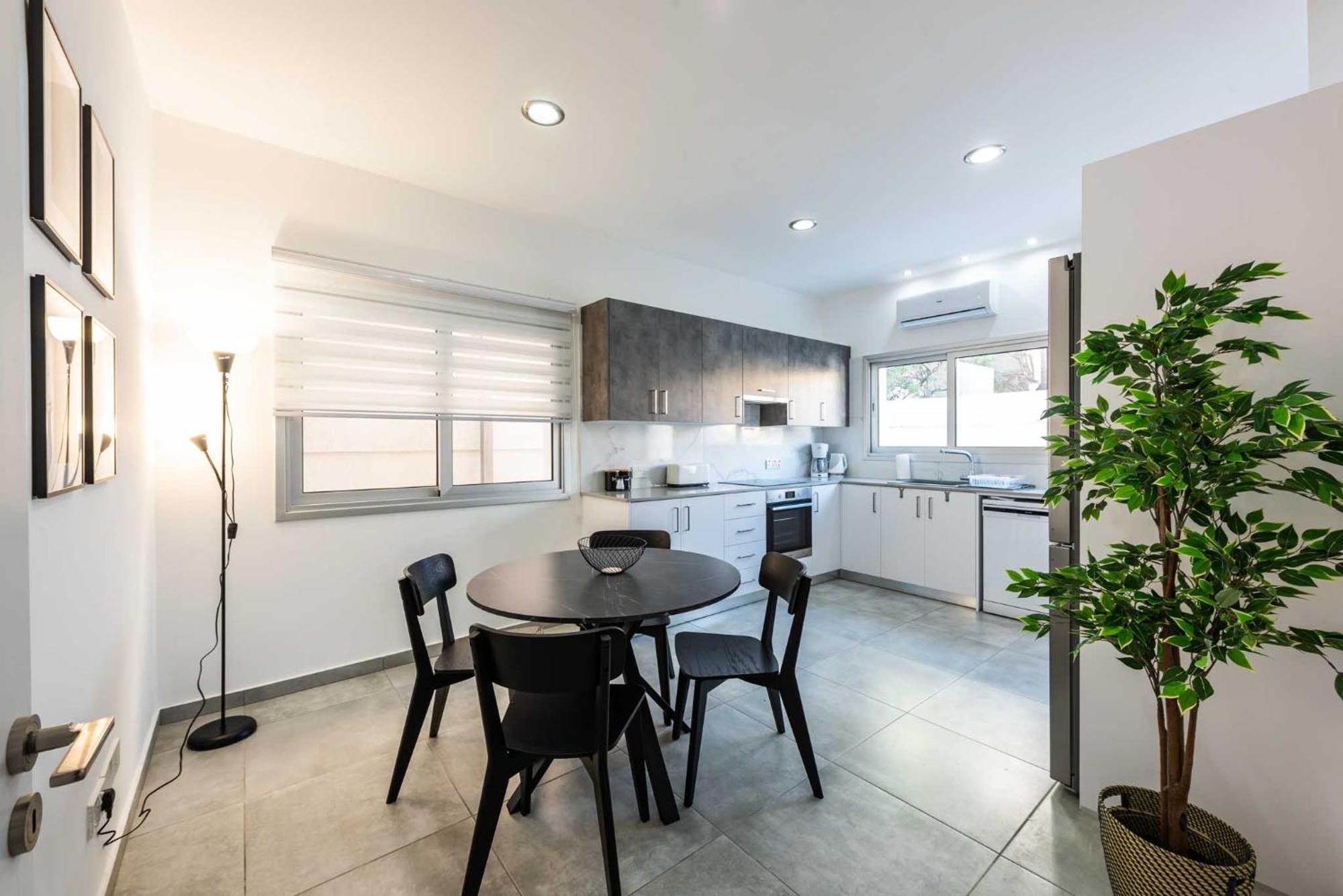 לרנקה Kition City Apartments - Central Location מראה חיצוני תמונה
